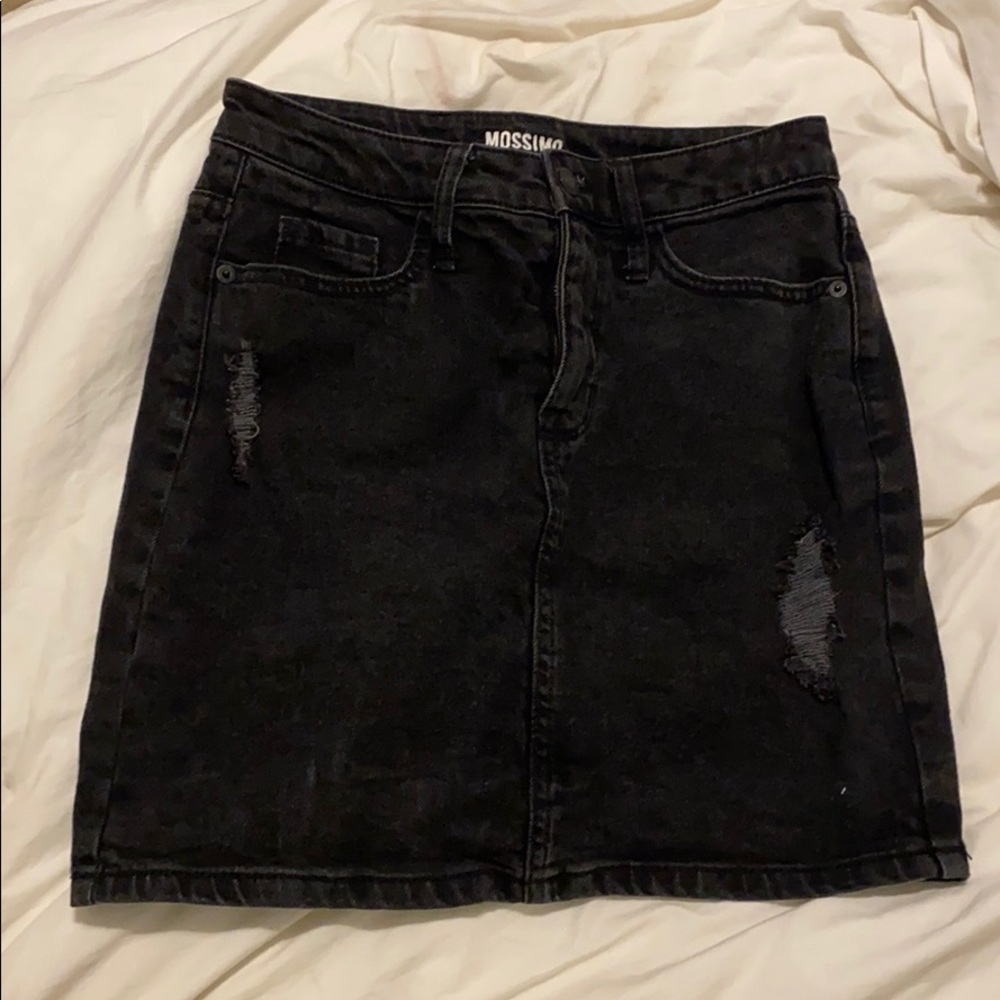 black mini skirt